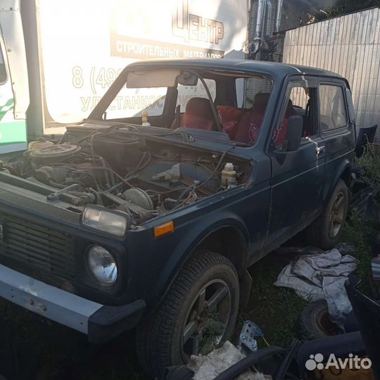 Продам запчасти на автомобиль ваз