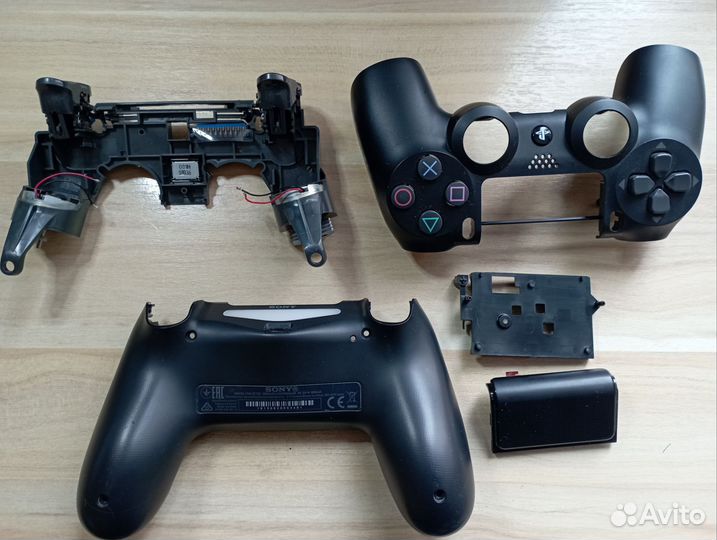 Запчасти на Dualshock 4