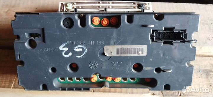 Vw Гольф 3, панель приборов