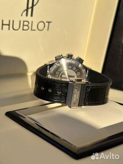 Часы мужские hublot