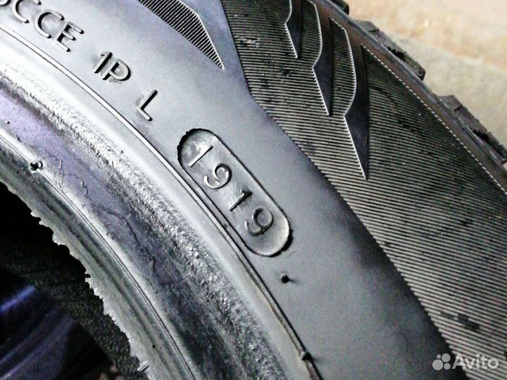 Laufenn I Fit Ice LW 71 195/60 R15 92T