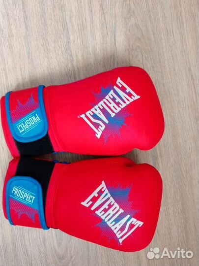 Боксерские перчатки 6 oz