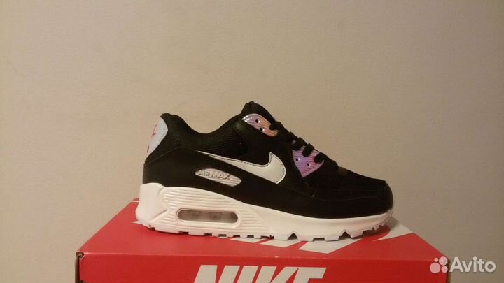 Кроссовки женские Nike Air Max 90
