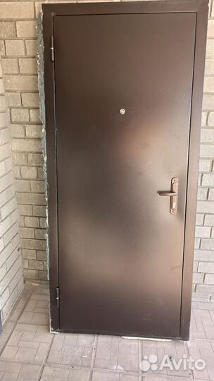 Дверь входная металлическая