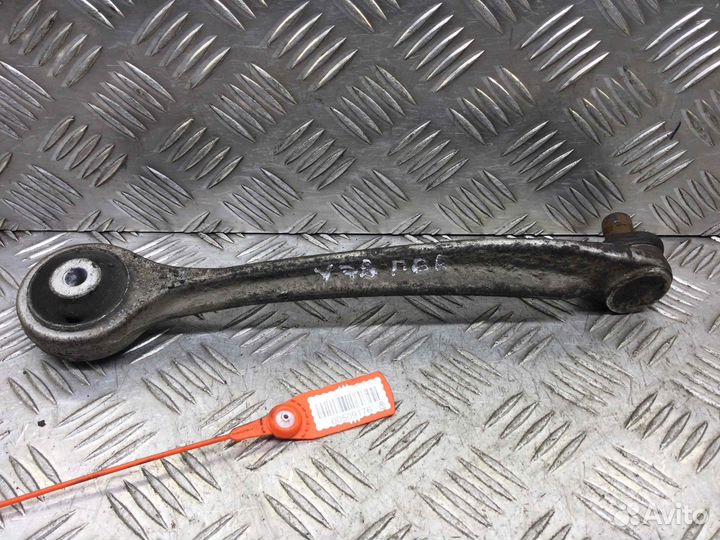Рычаг передний правый Volkswagen Passat AVF