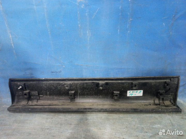 Накладка двери задняя правая Mazda Cx-5 2017