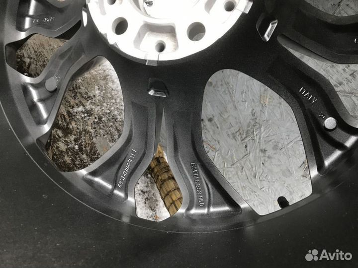 Оригинальные колеса BMW X5/X6 Стиль 451 R20