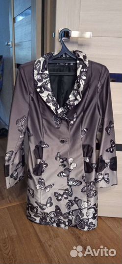 Плащ женский