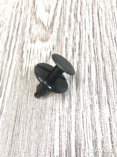 Заклепки арок, обшивки для BMW X5, X3