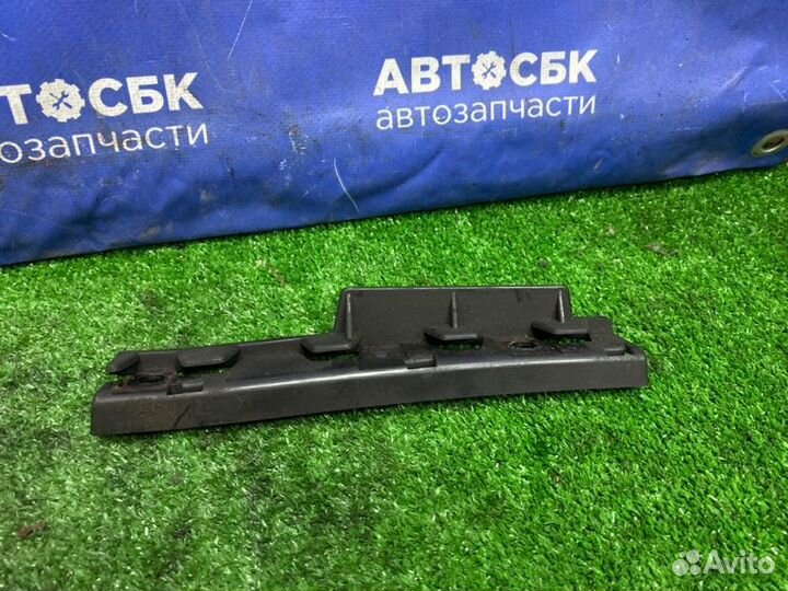 Крепление бампера переднее левое Bmw 5-Series E60