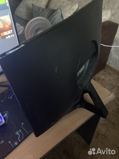 Монитор Samsung 144hz 23.5