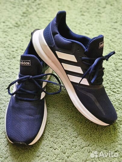 Кроссовки adidas 43.5 мужские