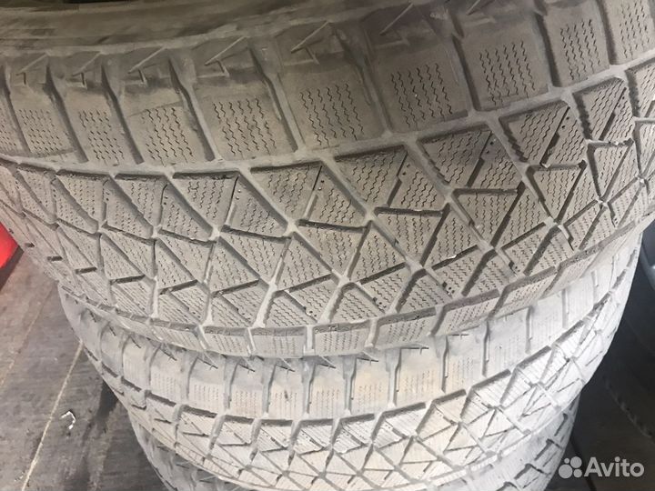 Bridgestone Blizzak DM-V2 255/55 R19