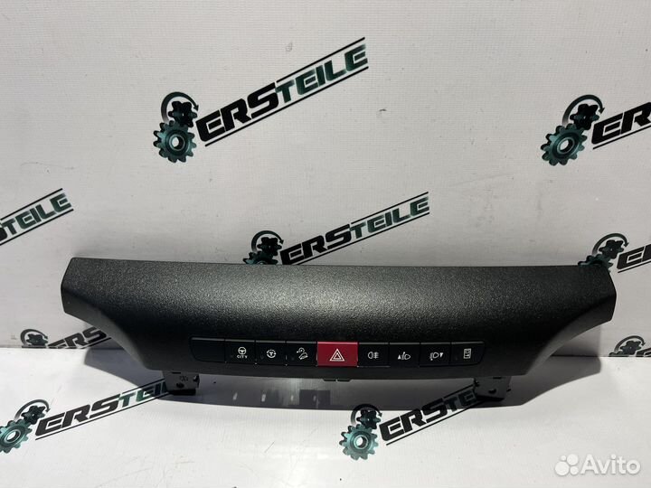 Блок кнопок Iveco Daily 6 35S180 2021