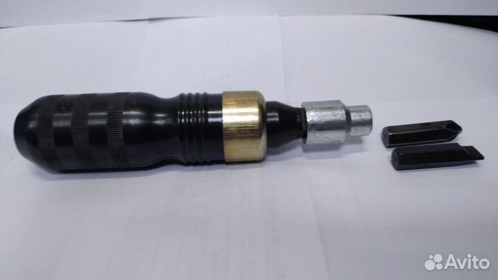 Отвертка ударная (Автом)(головка *10, две вставки)