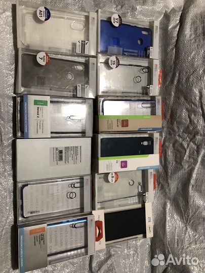 Чехлы для телефонов iPhone и прочие