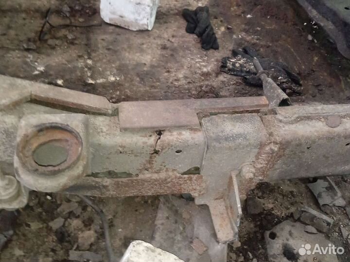 Рама безномерная mitsubishi pajero 2