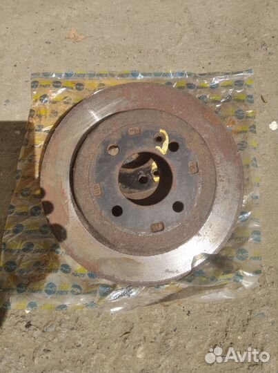 Диски тормозные задние на Hundai solaris