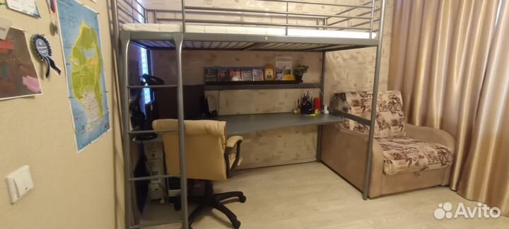 Кровать- чердак двухьярусная IKEA