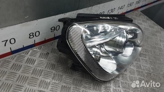Фара правая KIA carens 3 (OEA32MU01)