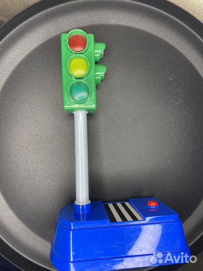Светофор игрушка