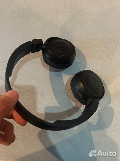 Беспроводные наушники JBL T450BT