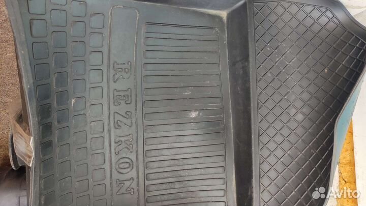 Автомобильные коврики Тойота королла Е150