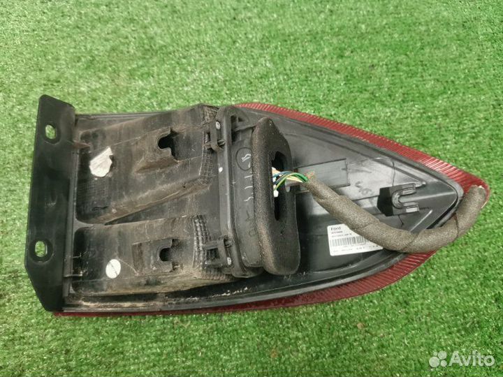 Фонарь задний правый Ford Ecosport 1.5 2015