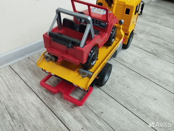 Эвакуатор Bruder Man