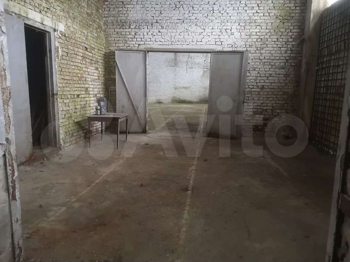 Производственное помещение, Склад, Гараж, 1015 м²