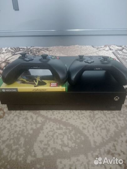 Xbox one x 1tb