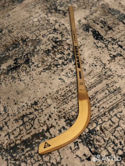 Клюшка хоккейная