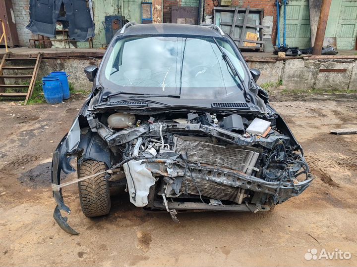 Автомобиль в разборе Ford Kuga (2 поколение, 2 рес