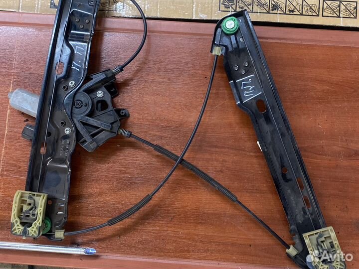 Стеклоподъемник Land Rover Evogue