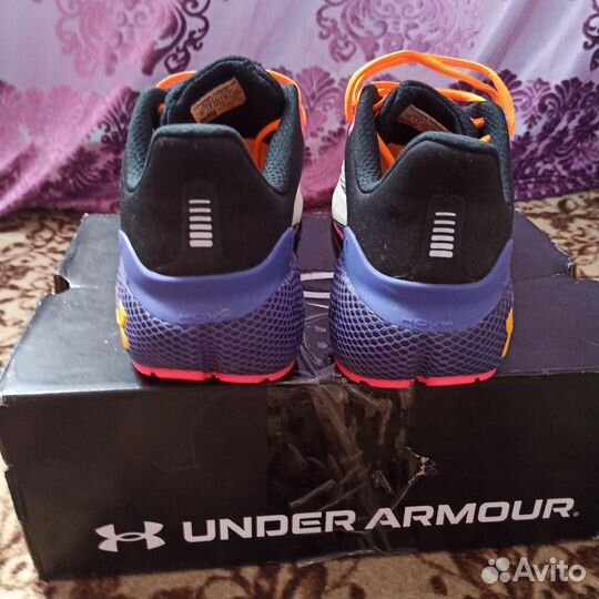 Кроссовки Under Armour hovr Machina Storm