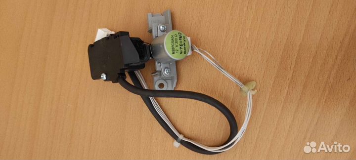 Микроволновка Panasonic NN-CS596S на запчасти
