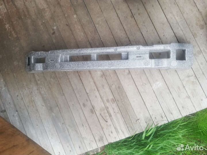 Абсорбер переднего бампера Chevrolet Aveo T 300