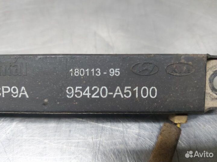 Антенна Hyundai Santa Fe 3 DM D4HB 2013