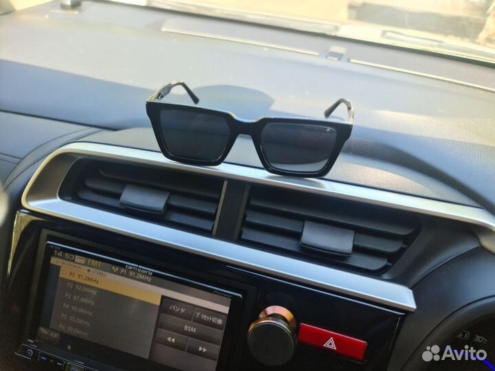 Солнцезащитные очки мужские