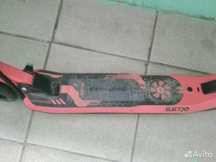 Детский электросамокат