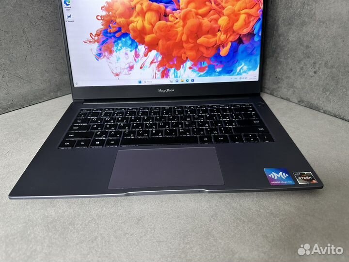 Honor Magic Book 14 Ryzen 5 Sony Vega 8 8/256