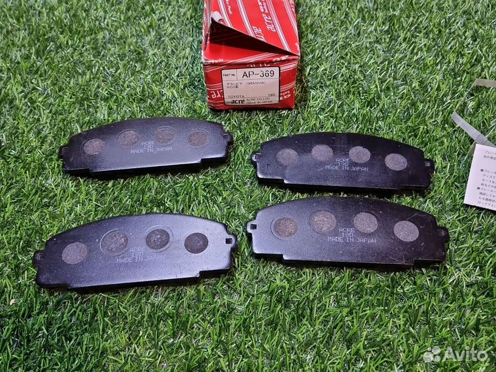 Колодки перед Toyota Hiace Toyoace Hilux 1982-1995