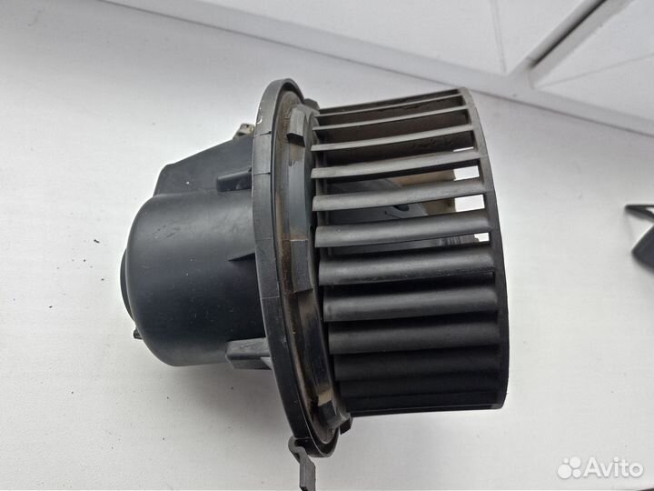 Мотор отопления Volkswagen golf2/jetta2