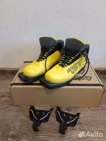 Лыжные ботинки детские 37