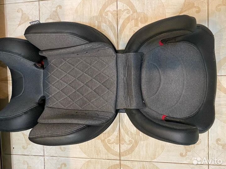 Автокресло бустер Rant Space isofix 15-36кг