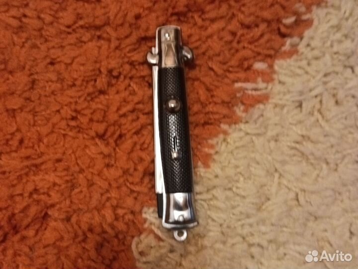 Нож бабочка расческа