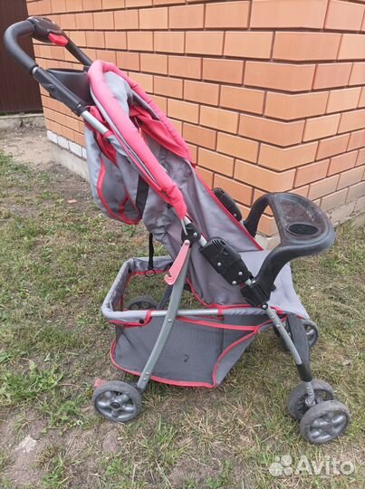 Продам прогулочную коляску