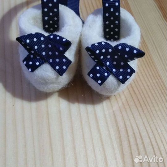 Сувенирные валенки-шептуны