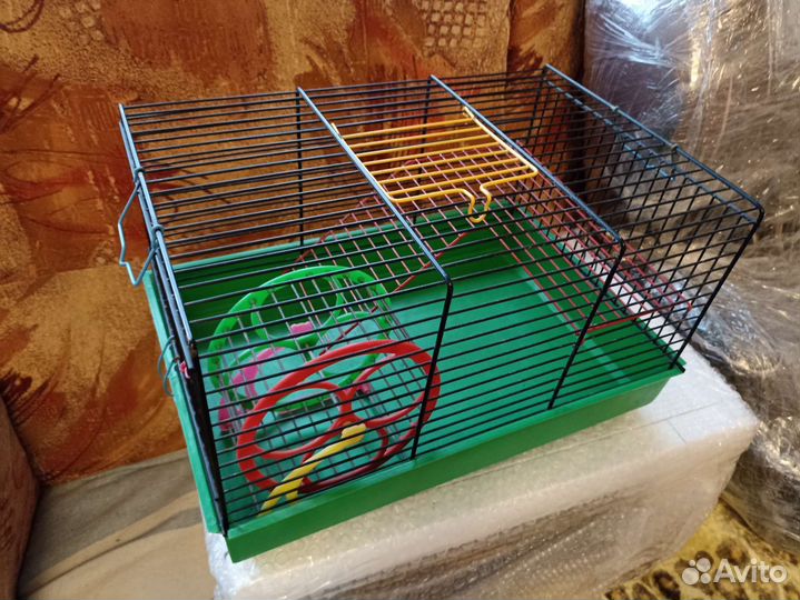 Клетка для грызуна с колесом и лесенкой