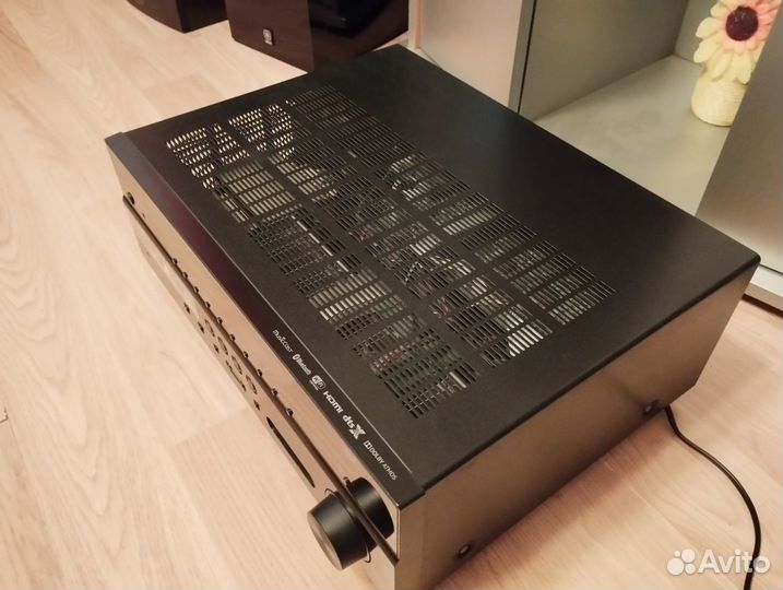 Yamaha RX-V681 Atmos WiFi Bluetooth 7.2